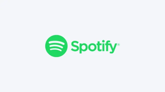 Spotify memperkenalkan paket baru Premium Platinum di lima negara, termasuk Indonesia, India, Uni Emirat Arab, Arab Saudi, dan Afrika Selatan, yang menawarkan akses ke audio lossless.